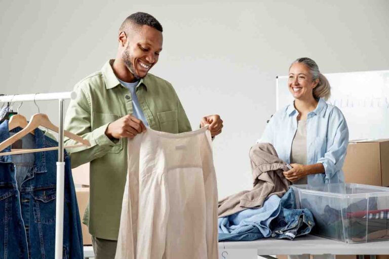 Read more about the article Cash for Clothes Northampton: Turn Your UnwantedClothes into Cash